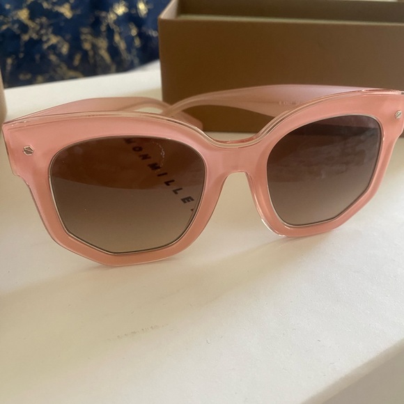 Burberry Pink Sunglasses main image 5